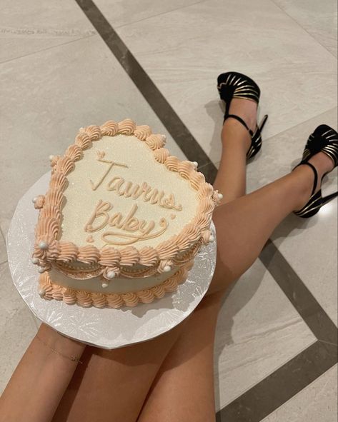 #blogger #torontoblogger #fashionblogger #outfitoftheday #ootd #outfitinspo #minimalstyle #styleblog #neutralstyle #effortlesschic #aestheticfeed #pinterestaesthetic #pinterestinspiried #pinterestgirl #discoverunder5k #discoverunder10k Taurus Heart Cake, Taurus Cake Ideas, Taurus Baby Cake, Taurus Birthday Cake, Pink Heart Birthday Cake, Taurus Cake, Bday Vibes, Heart Birthday Cake, Taurus Birthday