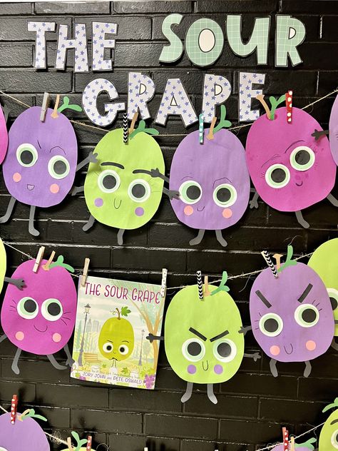 First Grade Arts And Crafts Ideas, Preschool Activities With Books, Prek Book Crafts, Story Book Crafts Preschool, Book Week Preschool Activities, Book Week Preschool, Story Time Crafts Preschool, Books With Activities Preschool, Elementary Book Activities