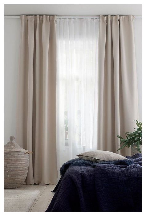 Beige Curtains Living Room, Curtains Living Room Modern, Living Room Decor Curtains, Curtains Living, Stylish Living Room, Home Curtains, Room Makeover Bedroom, Decor Minimalist, Living Room Decor Apartment