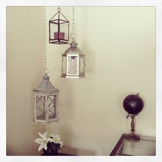 Corner Decorating, Lantern Decor Living, Living Room Corner Decor, Diy Hanging Light, Diy Pendant Lamp, Hanging Lamps Living Room, Lighting Diy, Corner Ideas, Diy Light Fixtures