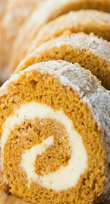 Pumpkin Roll Pumpkin Roll Recipe Easy, Pumpkin Roll Recipe, Pumpkin Rolls, Bake Banana, Pumpkin Roll Cake, Pumpkin Rolls Recipe, Swiss Rolls, Healthy Hacks, Fall Cake