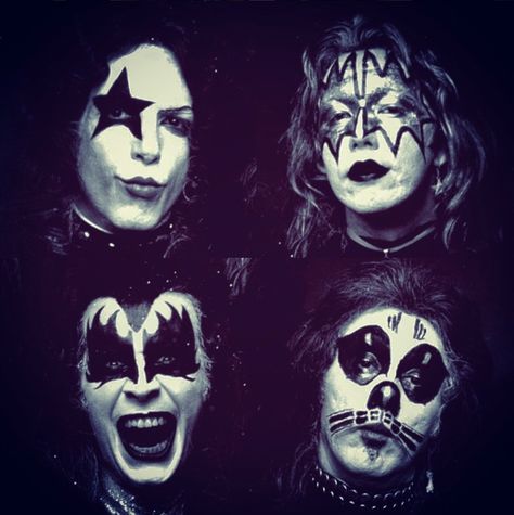 KISS Album shoot. Joel Brodsky studio. 57th Street, New York, NY. 31st January 1974 Kiss Group, Kiss Artwork, Peter Criss, Kiss Army, Kiss Pictures, Kiss Art, Ace Frehley, Paul Stanley, Hot Band