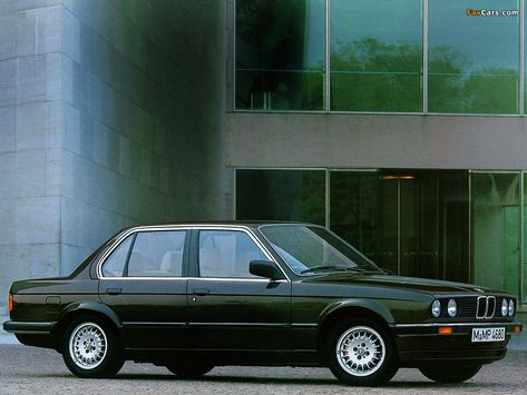 BMW 320i Sedan (E30) 1982–91 wallpapers (1024 x 768) Bmw E30 320i, Chevy Nova Wagon, Bmw Classic Cars, Car Bmw, Bmw 320i, Bmw Serie 3, Bmw Classic, Chevy Nova, Bmw E30