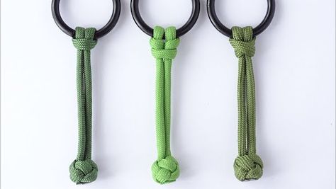 Paradors Knots, Keychain Knot, Paracord Projects Diy, Horseshoe Crafts Projects, Cobra Weave, Free Jewellery Making Tutorials, Paracord Diy, Diamond Knot, Paracord Knots