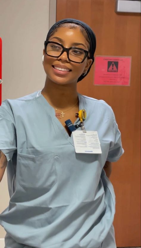 Glasses Inspiration, Nurse Inspiration, Nurse Aesthetic, Hair Scarf Styles, Head Scarf Styles, Black Femininity, Nursing Clothes, Modest Fashion Outfits, How To Pose