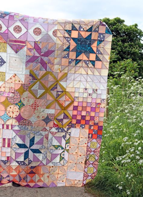 Quilting By Hand, Scrap Fabric Projects, Quilt Patchwork, Sampler Quilts, Sugar Plum Fairy, Scrap Fabric, Colorful Quilts, Eclectic Art, Modern Quilt Patterns