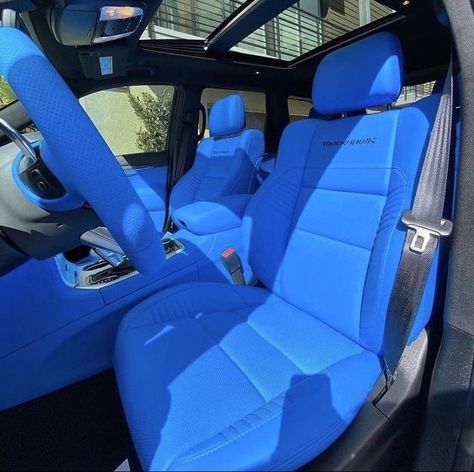 Inside Decor Ideas, Car Inside, Wallpaper Luxury, Inside Car, Dream Cars Mercedes, Luxury Car Interior, Pimped Out Cars, Inside Decor, Latest Car