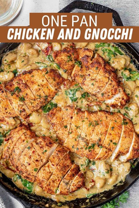 Creamy Spinach Gnocchi, Gnocchi With Chicken Recipes, Gnocci Meals With Chicken, Gnocchi And Chicken Recipes, Creamy Meals, One Pan Creamy Chicken, Creamy Chicken And Gnocchi, Creamy Chicken Gnocchi, Chicken And Gnocchi