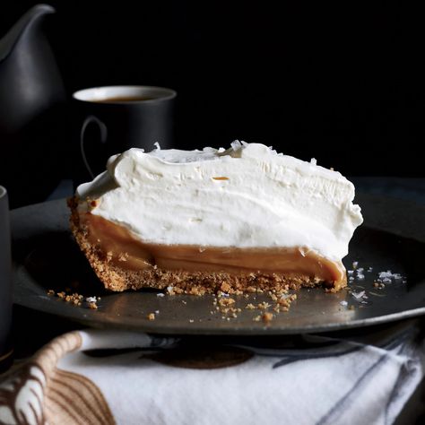 Salted Caramel Pie Salted Caramel Pie Recipe, Weeknight Desserts, Caramel Pie Recipe, Salted Caramel Pie, Salty Desserts, Caramel Pie, Caramel Filling, Brownie Cheesecake, Sweet Pies