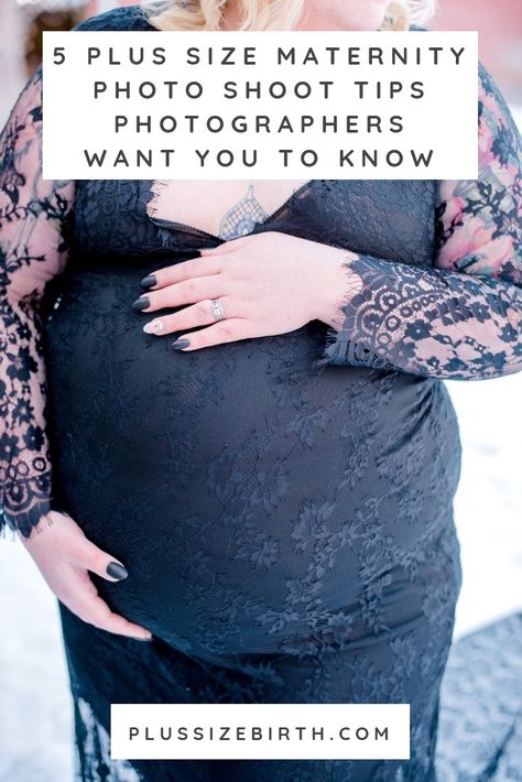 Maternity Poses Plus Size, Pregnancy Photos Plus Size, Maternity Photography Plus Size, Plus Size Maternity Photography, Winter Maternity Pictures, Shooting Pose, Baby Bump Photoshoot, Photo Shoot Tips, Winter Maternity Photos