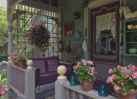 Some repainting and redesigning of the back porch. Folk Victorian, Front Steps, Front Porches, Barbie Dream House, Dream House Interior, House Goals, Pretty House, Back Porch, Cool Rooms