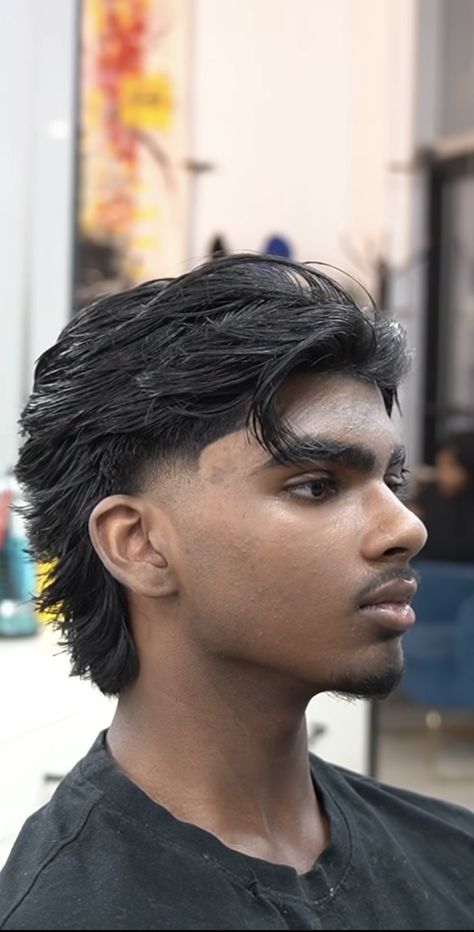 Mullet Hairstyle Men Fade, Mens Haircuts Wavy Hair, Haircut Designs For Men, Hair Cut Guide, Burst Fade, Taper Fade Haircut, Crop Hair, Haircut Designs, Haircuts For Wavy Hair