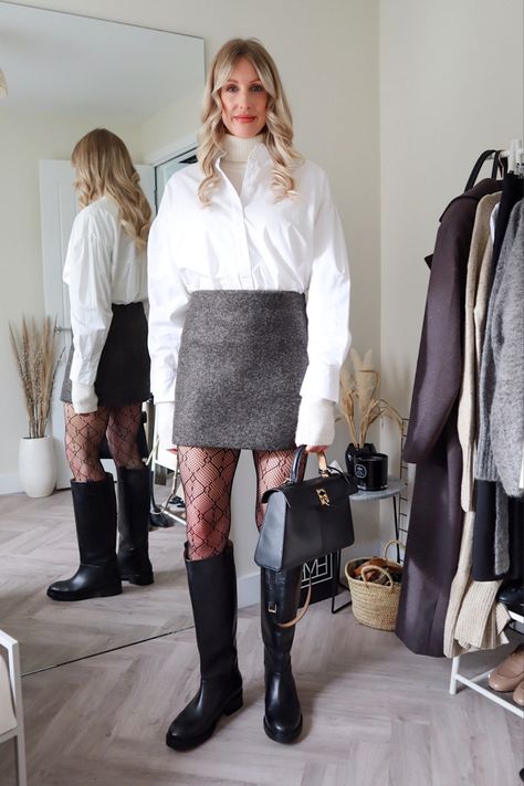 Workwear Mini Skirt Outfit, Mini Skirt Outfit Office, Plaid Skirt Work Outfit, Mini Skirt Office Outfit, Wool Mini Skirt Outfit, Leather Skirt Winter Outfit, Miniskirt Outfits Offices, Tweed Mini Skirt Outfit, Skirt Office Outfit