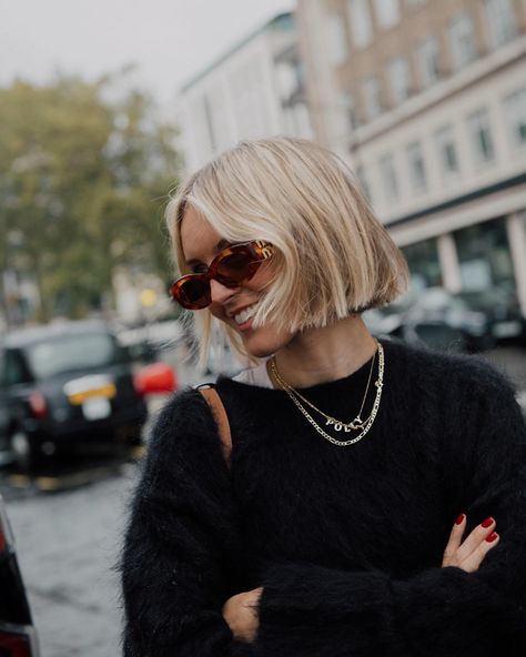 Polly Sayer | One week of making a bob my entire personality!! Thanks for sticking around 😂 | Instagram Hair Stail, Short Blonde Bobs, Hair Nutrition, Beauty Hair Color, Blonde Bob Hairstyles, Hairstyles 2024, Classic Bob, A Bob, Pigtail Hairstyles