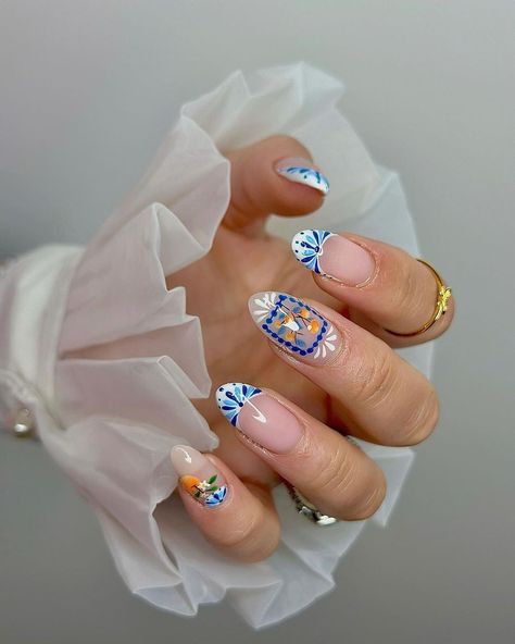 Europe Nails, Summer Vacation Nails, Summer Nails Almond, August Nails, Floral Nail Designs, Easy Nails, Stil Boho, Vacation Nails, Styl Boho