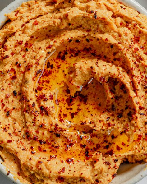 Smooth Hummus Recipe, Carrot Hummus, Lentil Hummus, Make Your Own Hummus, Hummus Ingredients, Vegan Hummus, Easy Homemade Recipes, Hummus Recipe, Roasted Carrots