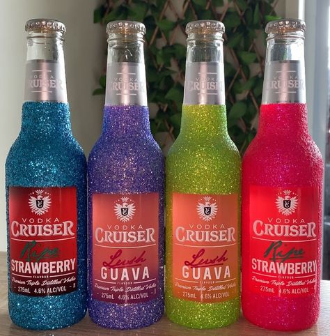 Glitter bottles & glassware✨ on Instagram: “🌈Taste the rainbow🌈 Brighten up your day and order a set of vodka cruisers! #glitterbottles #glittervodka #glitteralcohol #glitterglass…” Glitter Beer Bottles, Glitter Ciroc Bottle, Glitter Alcohol Bottle, Malibu Rum Bottle Glitter, Alcholic Drink Glitter Bottle, Vodka Cruiser, Cruisers Vodka, Glitter Bottles, Glitter Bottle