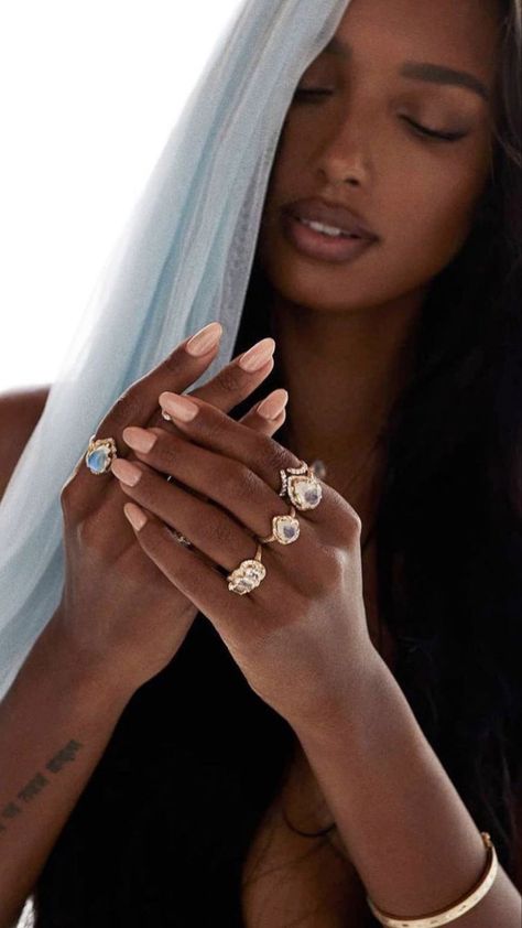 Rings On Dark Skin, Logan Hollowell, Jasmine Tookes, Aesthetic Photo, Ear Cuff, Diamond Ring, Engagement Ring, Crown Jewelry, Engagement Rings