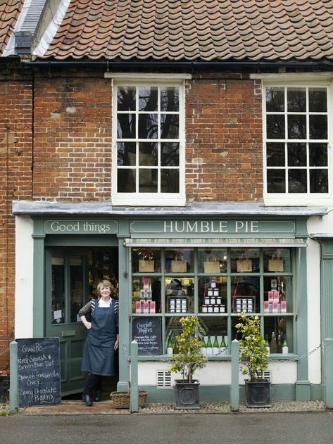 Humble Pie, Design Japonais, Pie Shop, Shop Fronts, Bakery Shop, Shop Front, Cafe Shop, Store Front, Lovely Shop