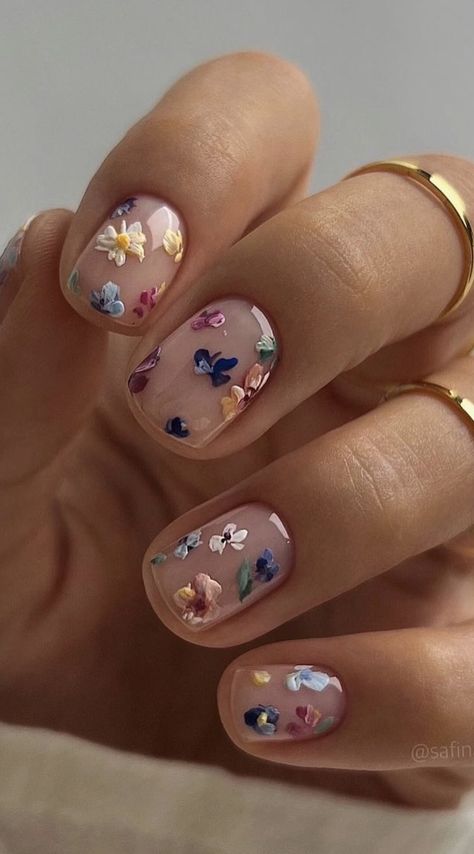 Milky Nails, Short Press On Nails, Minimal Nails, Her Nails, Cute Summer Nails, Pastel Nails, Square Acrylic Nails, Floral Nails, Chic Nails