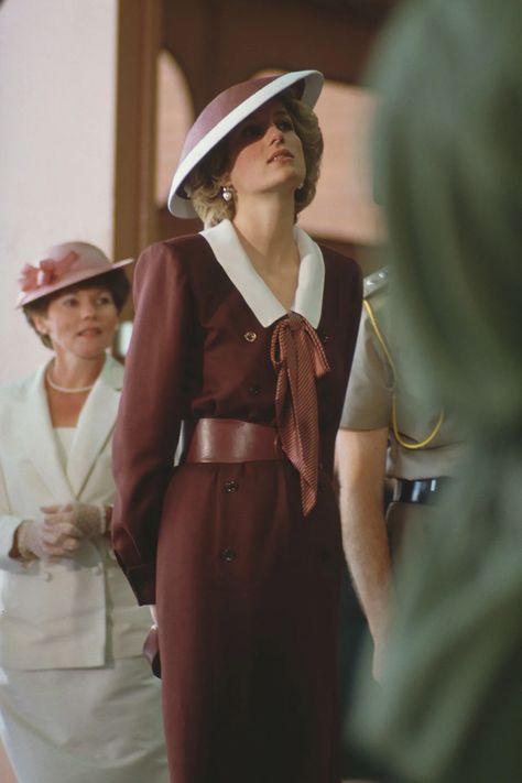 Nancy Reagan, Princess Diana Fashion, Princess Diana Photos, Princess Diana Pictures, First Ladies, Princes Diana, Princess Photo, Diana Fashion, Elegant Attire