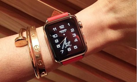 Hermes Apple Watch, Nail Bangle, Apple Watch Fashion, Apple Watch Stand, Apple Watch Iphone, Apple Watch Series 2, Gold Nail, Iwatch Apple, Popsugar Fashion