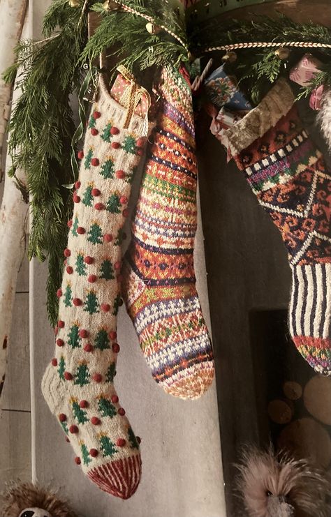 Mismatched Christmas Stockings Ideas, Mismatched Stockings Christmas, Vintage Christmas Stockings Ideas, Wlw Christmas, Nordic Magic, Christmas Stockings Ideas, Christmas Goals, Whimsy Christmas, Apartment Planning