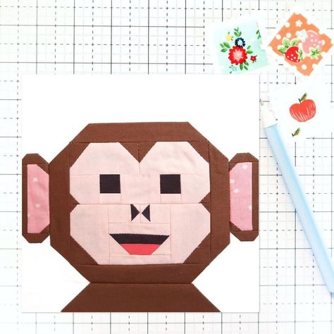 Gracey Larson / Quilt Patterns on Instagram: “Today we’re heading into the jungle with 3 new animal quilt block patterns!! 🐒🐘🦁First up is this playful, mischievous monkey 🐒 🌴 Just like…” Monkey Quilt, Safari Quilt, Silver Bells Christmas, Monkey Animal, Christmas Quilt Blocks, Pet Monkey, Animal Quilts, Cat Quilt, Pdf Quilt Pattern