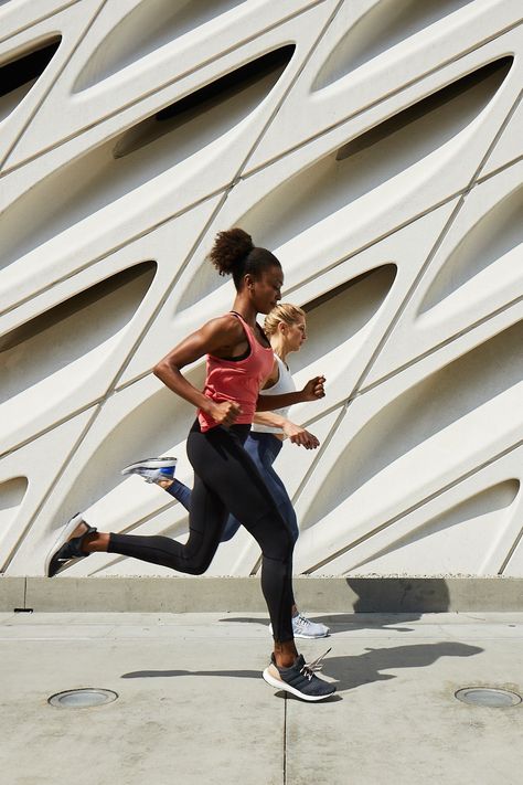 Two running friends tell us how they make each other better. #adidas #ad Running Besties, Running Photography Aesthetic, Woman Running Aesthetic, Running Inspo, Marathon Training Schedule, Running Outfits, Running Photography, Running Photos, Running Friends