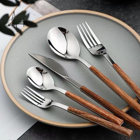 Wooden Dinnerware, Black Cutlery, Gongfu Tea, Silver Cutlery, Wooden Pattern, Stainless Steel Cutlery, Style Japonais, Forks And Spoons, Manicure Y Pedicure