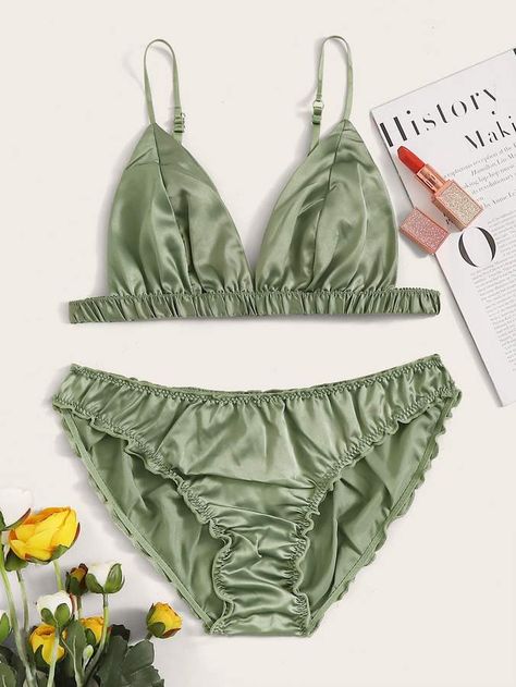 Shein Ruched Detail Satin Lingerie Set Diy Bralette, Satin Dresses Long, Latest Bra, Women Bra, Body Outfit, Satin Lingerie, Causal Outfits, Pretty Lingerie, Bra Panty