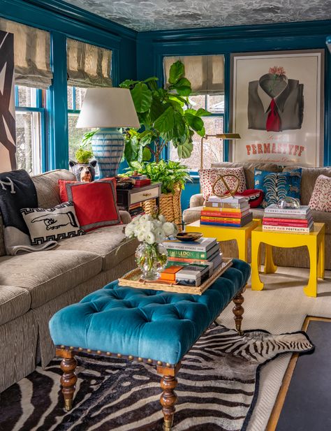 16 world-class living rooms from the Andrew Martin Interior Designer Review | Homes & Gardens Liz Caan, Turquoise Lamp, Maximalist Living Room, Bold Eclectic, Bunny Williams Home, I Like Her, Things Change, Arts And Crafts House, Andrew Martin