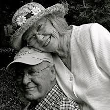 Old Couple In Love, Growing Old Together, Never Grow Old, Old Couples, Lasting Love, Still In Love, Old Love, Young At Heart, Old People