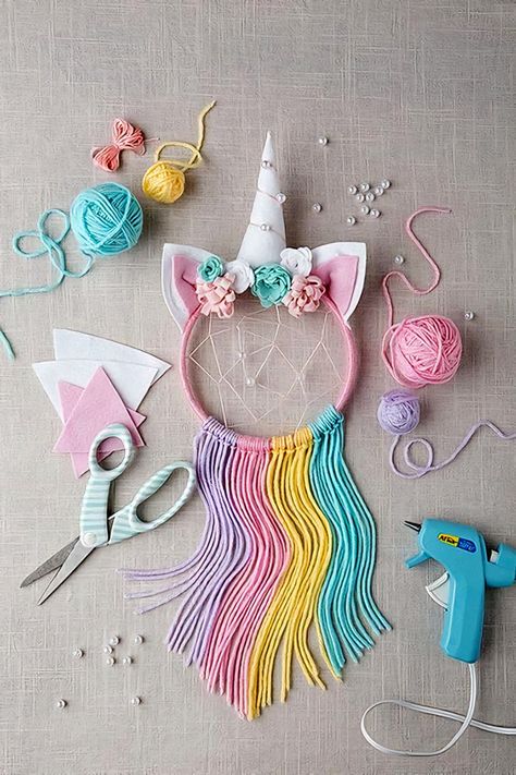 Dreamcatcher Kit, Unicorn Dreamcatcher, Boho Ribbon, Unicorn Dream Catcher, Ribbon Chandelier, Fun Embroidery, Unicorn Bedroom, Felt Yarn, Dream Catcher Craft