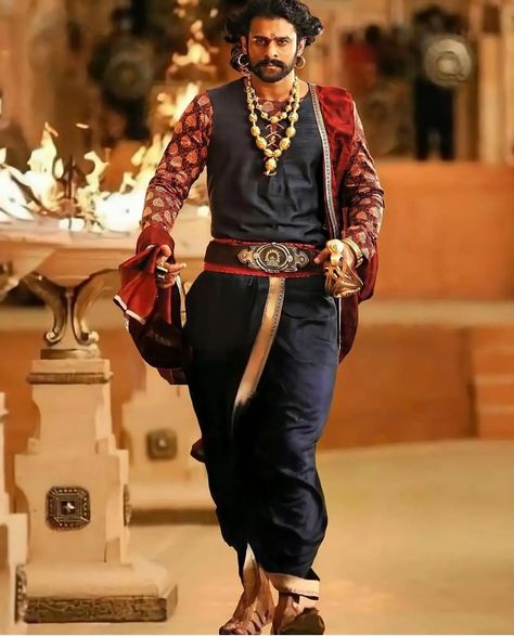 Prabhas Bahubali, Ramcharan Pics New, Hd Cover Photos, Darling Movie, New Movie Images, Famous Indian Actors, Prabhas Actor, Prabhas Pics, New Images Hd