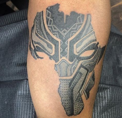 Black Power Tattoo Men, Black Man Tattoo Ideas, Black Panther Tattoo Men, Africa Tattoos Men, African Sleeve Tattoo Men, Tattoos For Black Men Ideas, Black Panther Tattoo Marvel, Wakanda Tattoo, African Tattoo Ideas For Men