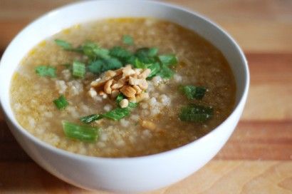 Slow Cooker Congee is easy and super comforting! Congee Recipe, Tasty Kitchen, Recipe Community, Crock Pot Soup, World Recipes, Rice Dishes, Dinner Menu, Pressure Cooker, Cooker Recipes