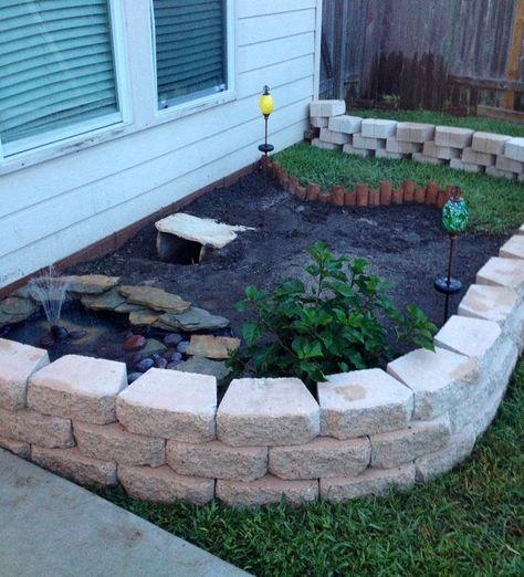 Sulcata Tortoise Enclosure Tortoise enclosure! sulcata Tortoise Enclosure Outdoor, Diy Tortoise Enclosure, Tartaruga Habitat, Outdoor Tortoise Enclosure, Turtle Enclosure, Russian Tortoise Diet, Turtle Care, Tortoise House, Tortoise Table