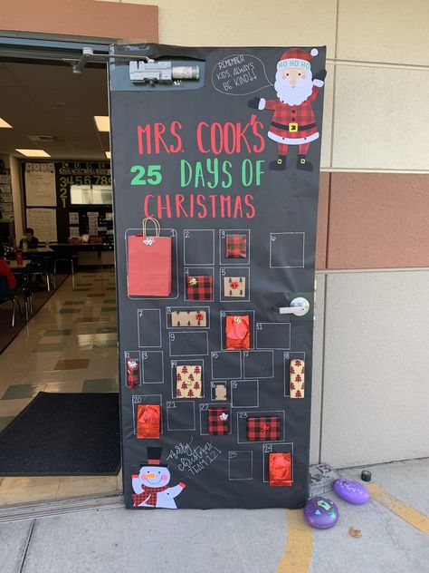 Christmas Door Advent Calendar, Advent Calendar Door Decoration, Advent Calendar Door, Christmas Door Decorating Contest, Advent Calendar Christmas, Door Decorating Contest, School Doors, Calendar Christmas, Door Decorating