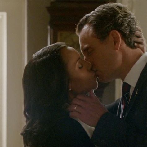 And some HD close ups #Olitz Scandal Tv Series, Scandalous Outfits, Olivia And Fitz, Genesis 6, Tony Goldwyn, Shonda Rhimes, Olivia Pope, Kerry Washington, The Love Club