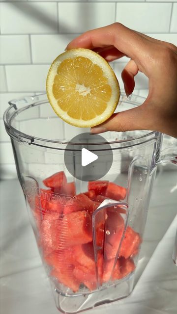 Lindsay Keosayian | Healthy Foodie 👩🏻‍🍳 on Instagram: "WATERMELON SPORTS DRINK 🍉💦 

If you are looking for a hydrating drink with natural electrolytes, give this a try! It’s so refreshing and always leaves me feeling so good!

You’ll need:
4.5 cups of watermelon, cubed
1 lemon, juiced
1 cup filtered water
¼ tsp pink Himalayan salt

Combine your ingredients in a blender, strain (save the pulp for later) and enjoy! ❤️
.
.
.
.
#sportsdrink #electrolytes #watermelondrink #homemadesportsdrink #electrolytedrink #homemadegatorade #hydrateyourbody #watermelonjuice" Watermelon Detox Water, Watermelon And Strawberry Juice, Watermelon Infused Water, Watermelon Hydration Drink, Homemade Sports Drink, Homemade Gatorade, Smoothie Supplements, Strawberry Infused Water, Natural Electrolytes