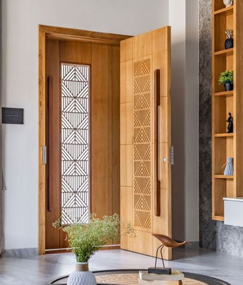 Main Door Design With Safety Door, Latest Main Door Design Entrance, Safety Door Design Entrance Modern, Apartment Door Entrance, Main Door Design Modern Front Entry, Main Door Design Entrance Modern, Safety Door Design Entrance, Latest Door Design, Safety Door Design