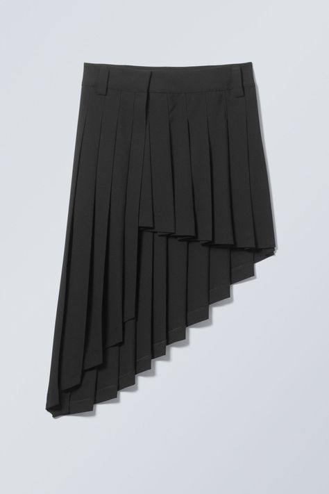 Swedish Street Style, Blind Stitch, Skirt Socks, Black Midi Skirt, Asymmetrical Skirt, Skirts Online, Pleated Midi Skirt, Viscose Fabric, Women Skirts Midi