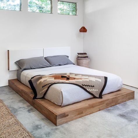 Platform Bed Designs, Diy Platform Bed, Storage Headboard, Bed Platform, Bed Frame Design, Diy Bed Frame, Solid Wood Platform Bed, Platform Bed With Storage, Bedroom Bed Design