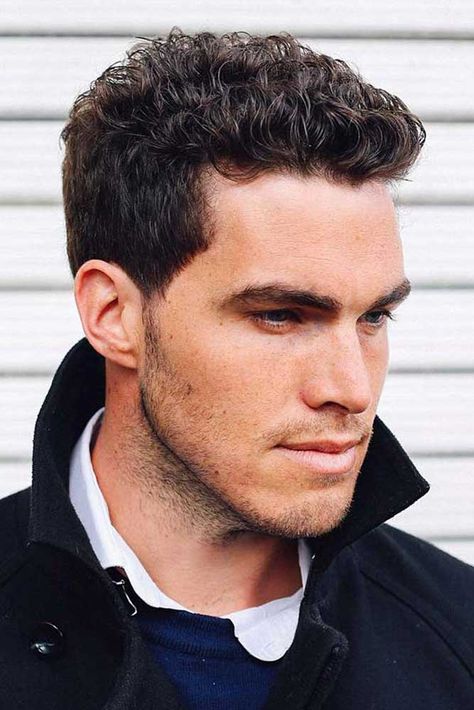 Curly Ivy League #curlyhair #ivyleaguehaircut ❤️ Do you know how differently you can pull off the Ivy League haircut? Let us show you some tricks! Short crew cuts with beard, men’s high fade with comb over, and ideas for curly hair are here. ❤️ See more: [https://lovehairstyles.com/ivy-league-haircut/] #lovehairstyles #hair #hairstyles #haircuts Men’s Short Thick Haircut, Short Curly Hair Men Haircuts, Curly Hairstyles For Men, Ivy League Haircut, Mens Hairstyles Curly, Men's Curly Hairstyles, Male Haircuts Curly, Trendy We Fryzurach, Men's Hairstyle