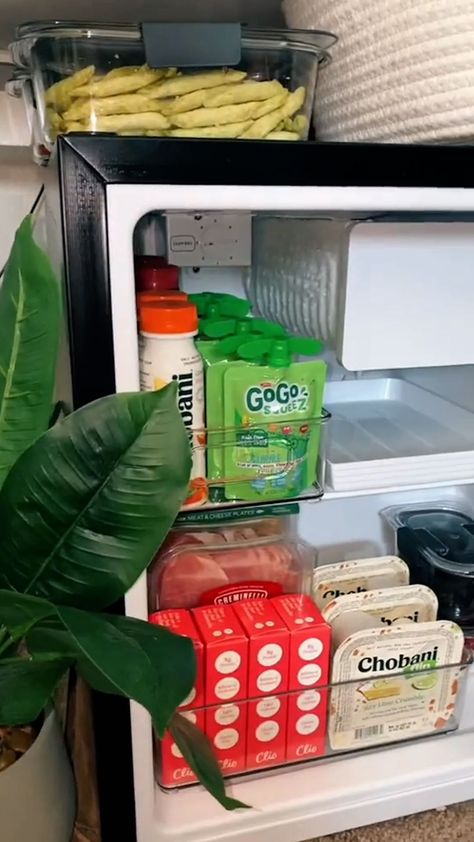 Tasty on Instagram: “@kaelimcewen has truly perfected the art of organization! To get the organizing bins featured in this video clink the link in bio!” Stocking Fridge, Mini Fridge Restock, Mini Fridge In Bedroom, Kaeli Mae, Fridge Restock, Kitchen Storage Organization Diy, Dorm Fridge, Healthy Lunch Snacks, Cleaning Videos