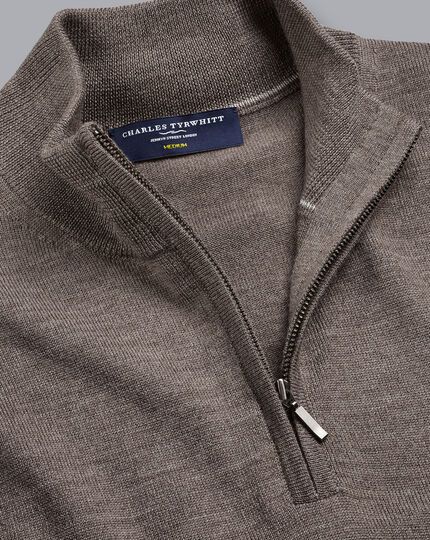 Strand Shoot, Sweater Outfits Men, Charles Tyrwhitt Shirt, F Men, Men Outerwear, Staff Uniforms, Men's Knitwear, Charles Tyrwhitt, Collared Sweatshirt