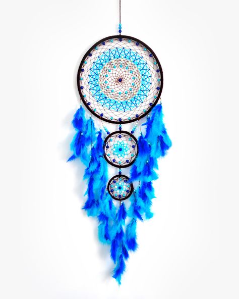 Blue Dream Catcher, Dreamcatcher Wallpaper, Black Dresses Classy, Dream Catcher Craft, Handmade Dreamcatcher, Kinds Of Colors, Birthday Gift Ideas, Cute Crafts, Dream Catcher