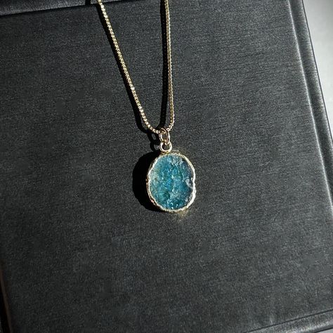 Natural Apatite with Shimmer 14k Gold Plated Mini Pendant | Apatite Necklace 14k Gold Pendant Birthday Gift for Unisex Apatite Necklace, Mini Pendant, Beautiful Bracelet, Gold Pendant, Pendant Necklaces, Natural Gemstones, Birthday Gift, Gold Plate, Birthday Gifts