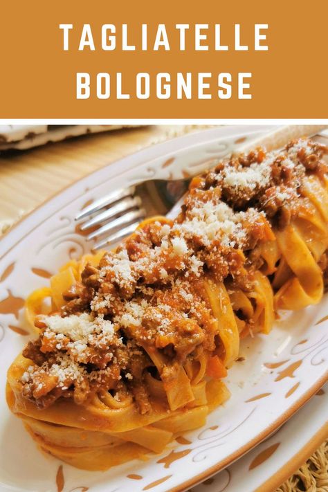 If you are looking for a traditional bolognese sauce recipe from Italy? Look no further; this authentic tagliatelle bolognese recipe is the official version commonly served in restaurants and homes in Bologna. Mothwateringly delicious! Bolognese Recipe Authentic, Italian Bolognese Sauce Authentic, Tagliatelle Bolognese Recipe, Traditional Italian Bolognese Sauce, Bolognese Sauce Authentic Italy, Bolognaise Recipe, Authentic Bolognese Sauce, Traditional Bolognese, Pasta Bolognese Recipe